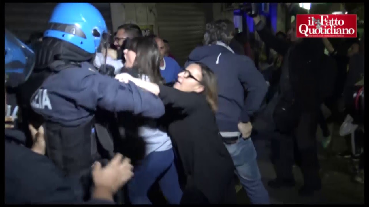 Roma, le ronde di ultradestra alla Magliana finiscono a manganellate