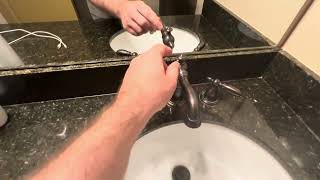 DELTA FAUCET 35955 RB DST Victorian 2 Handle Bathroom Sink Faucet in Venetian Bronze Widespread Revi