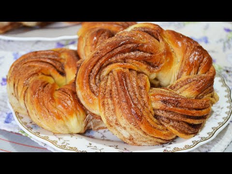 видео: АРОМАТ НА ВЕСЬ ДОМ!🥰Булочки с корицей и сахаром.| Танюшина кухня