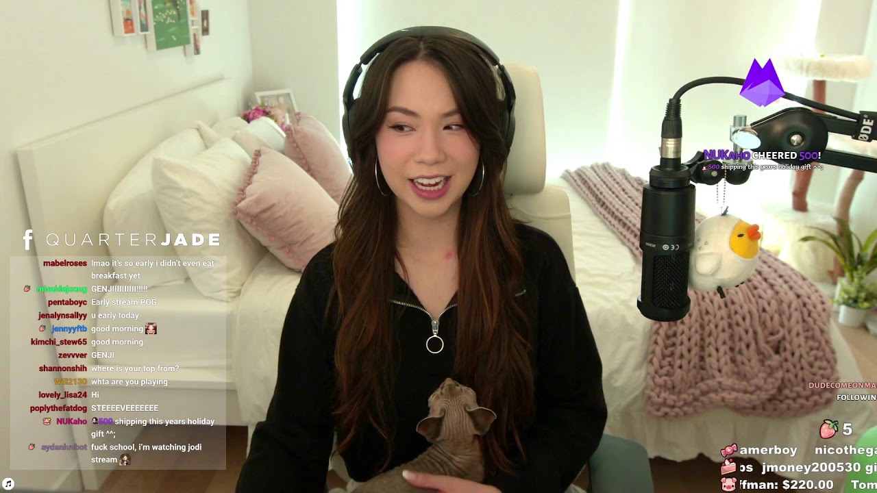 [11/13/20] my cat gave me a hickey - YouTube