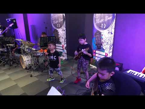 Beyond - 真的愛你 (Performed by 小天才樂隊)