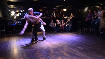 Luizinho Astral e Helena Zouk - Zouk Demo in London - Grace Bar