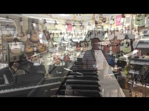 Yamaha EZ220 Demonstration by Mark Harrison at Musicroom Lincoln