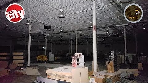 EXCLUSIVE Look Inside Abandoned Circuit City At City View Center Garfield Heights, OH