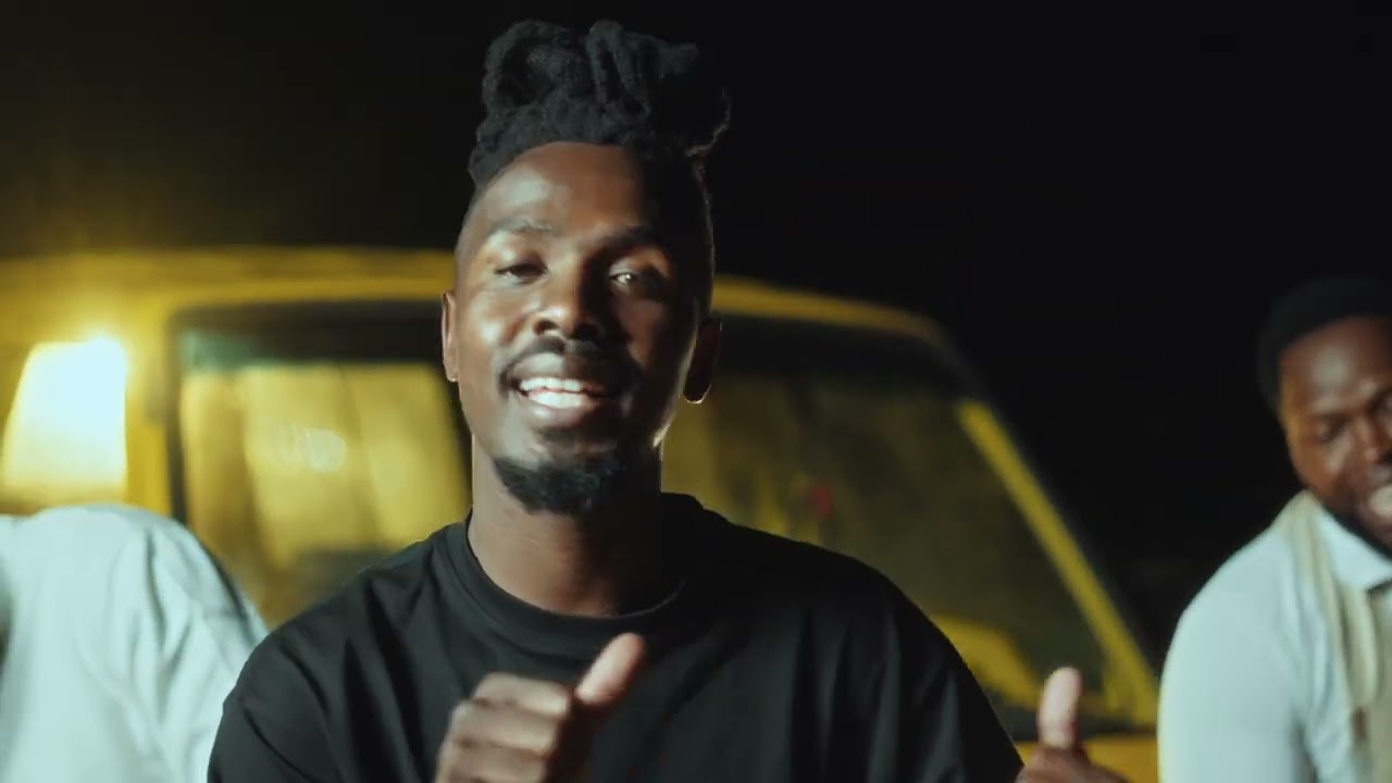 Siya Ntuli - Angibezwa (Ft. Sminofu; Musiholiq) [Visualizer]