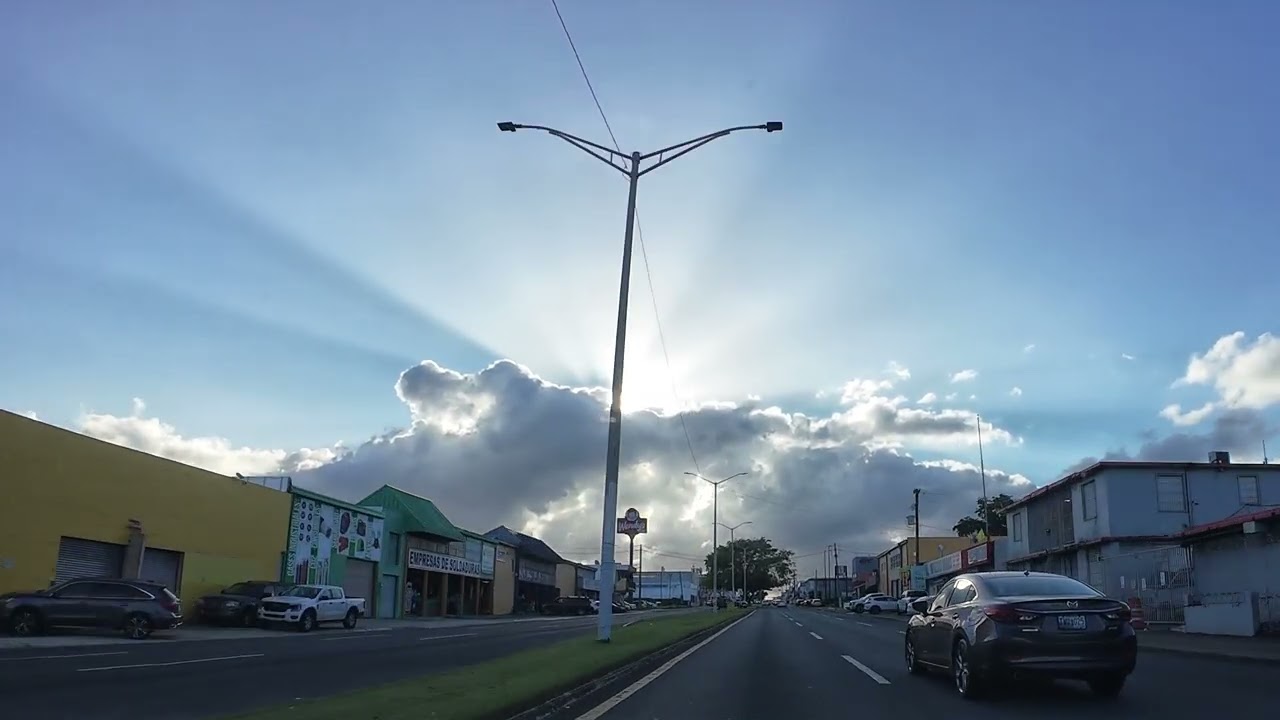 Conduciendo de Bayamon Hasta Guaynabo