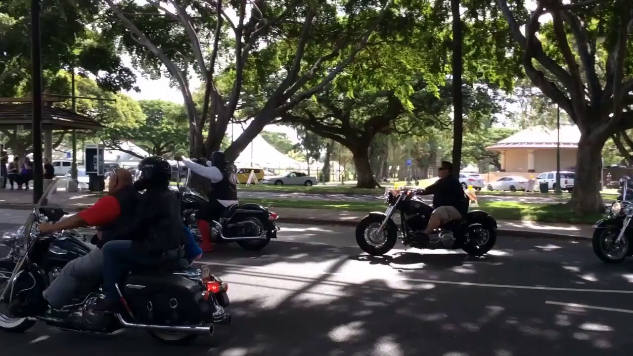 motorcycles seen in Hawaii YouTube