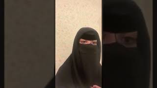 فتاة سعودية تهاجم ⁧‫هند القحطاني‬⁩ : انا واختي عبيه مقصدنا من الرقص استهبال وضحك تشبهوني بالسلقه .