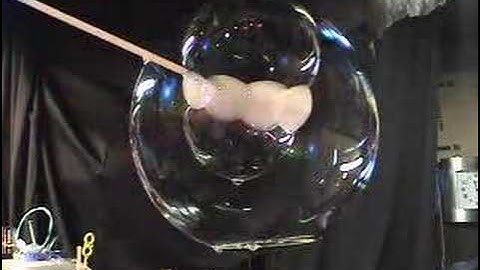 Foggy Soap Bubble Carousel Trick In Honor of Tom Noddy :: Keith Johnson BubbleArtist.co