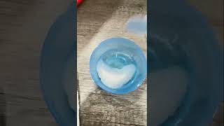 Making instant snow #slime #satisfying #satisfyingvideo #instantsnow #shorts #snow