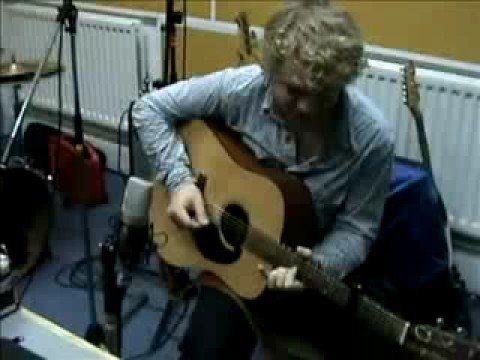 Benjamin Thomas at Resonance FM London Sept 08