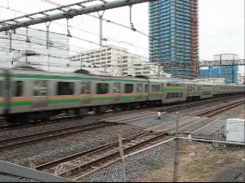 連続で通過 E231系&E233系
