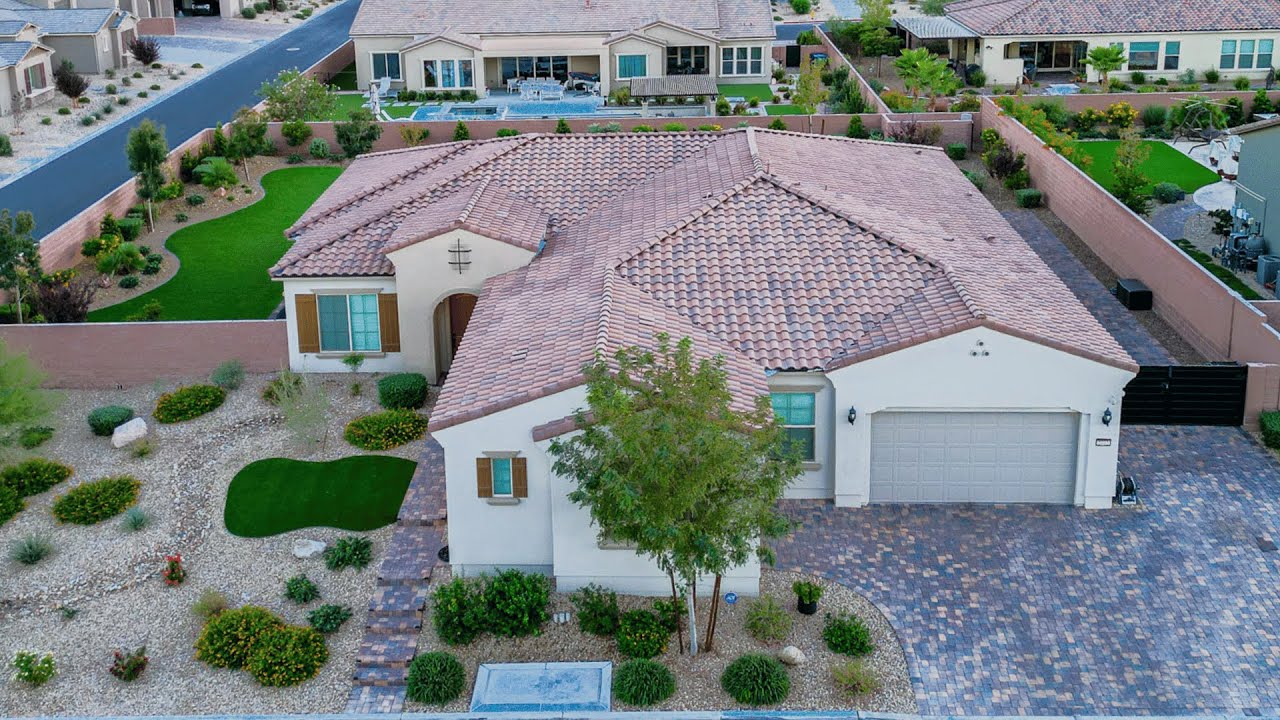 Home For Sale Las Vegas 3488 SqFt 3BD 1/2 Acre Pool RV 3