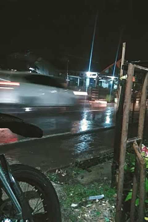 Hujan Malam Hari