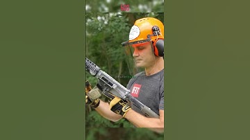 AK47 vs M4 Extreme freeze test!