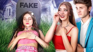 I Became a Detective in a Mysterious Mansion || We Became Police Officers