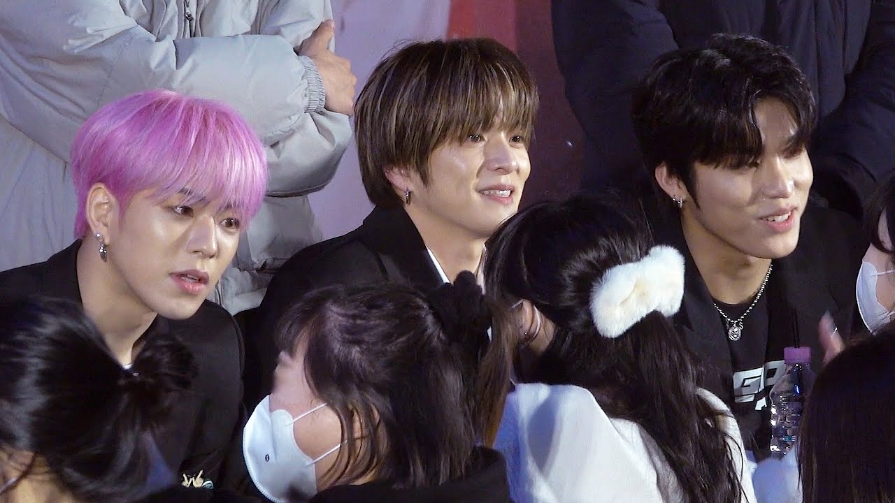 윤재혁 YOON JAEHYUK, 아사히 ASAHI, 박정우 PARK JEONGWOO 직캠 fancam: 트레저 TREASURE 신촌 팬사인회 fansign event 221023