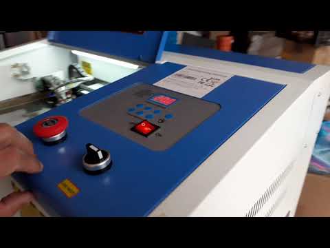 Videó: Plexi Gravírozás: Lézergravírozás Háttérvilágítással és Mintákkal, Plexi Lámpák CNC Gravírozással és Egyéb Alkalmazások