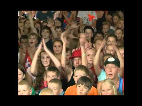 Открытие лагерной смены на «Ватса-парке».
