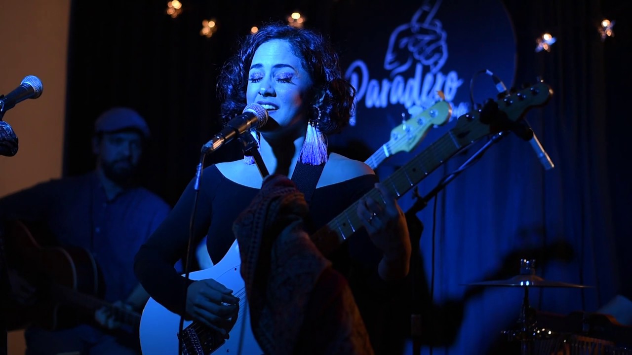 Sara Ontaneda - Darling (Live from Paradero Arte y Cafe - Guayaquil)