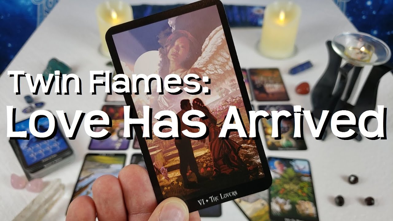 Twin Flames - The Lovers 😘🥰😍😊 Messages From Divine Feminine 12/15 - 12/21 2019
