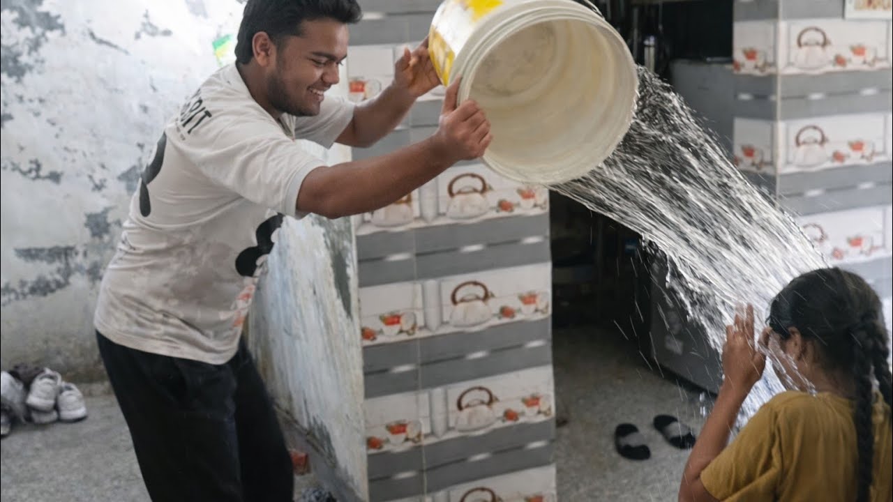 आज तो आस्था को पूरा भिगो दिया 😱💦