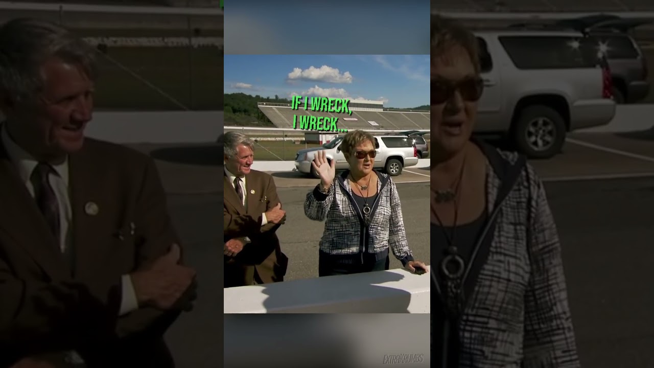 Clarkson High-Fived a Mayor | NASCAR RACING ritual 🚗🚙‼️ 