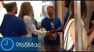 Angela Ahrendts At Grand Central Station Apple Store (Part 1) Angela Ahrendts At Grand Central Station Apple Store (Part 1)