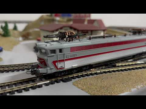LIMA H0 GOLDEN SERIES TEE SNCF con motrice elettrica CC 40101 su