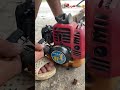 Replace the carburetor primer bulb of brush cutter.