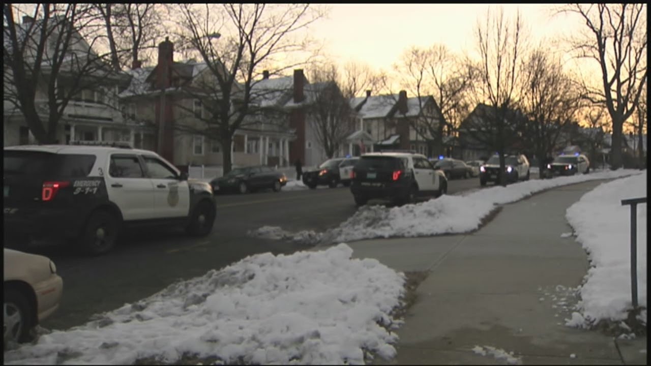 Springfield police investigating shooting on Forest Park Avenue - YouTube