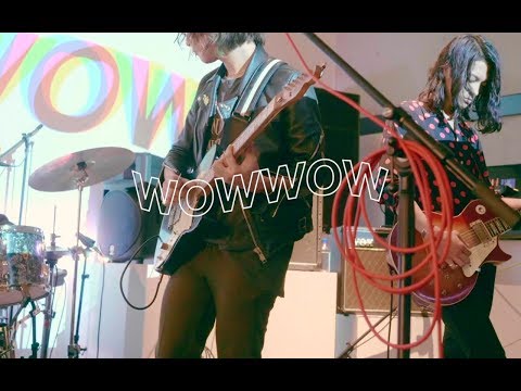 HAPPY "WOWWOW" LIVE AT BOOKMARC