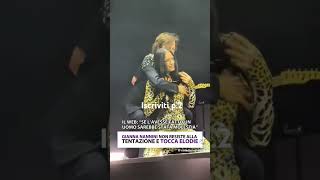 Gianna Nannini non resiste al fascino di Elodi #live #concerto #musica 💯💢
