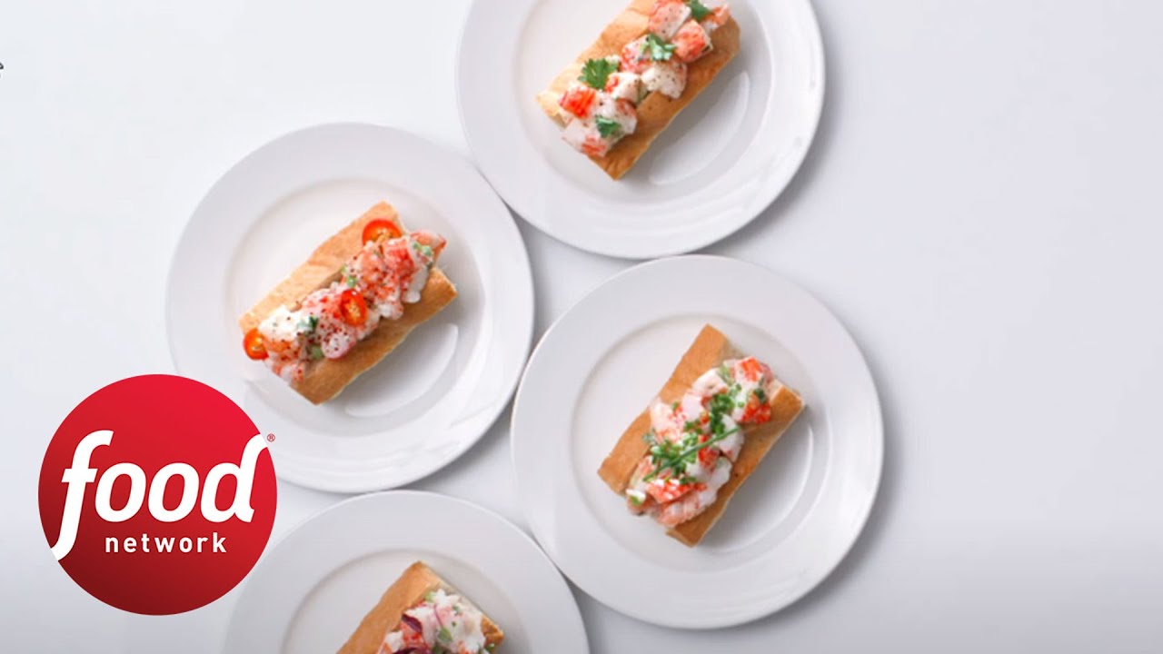 Lobster Roll | Cooks Vs. Cons | Food Network