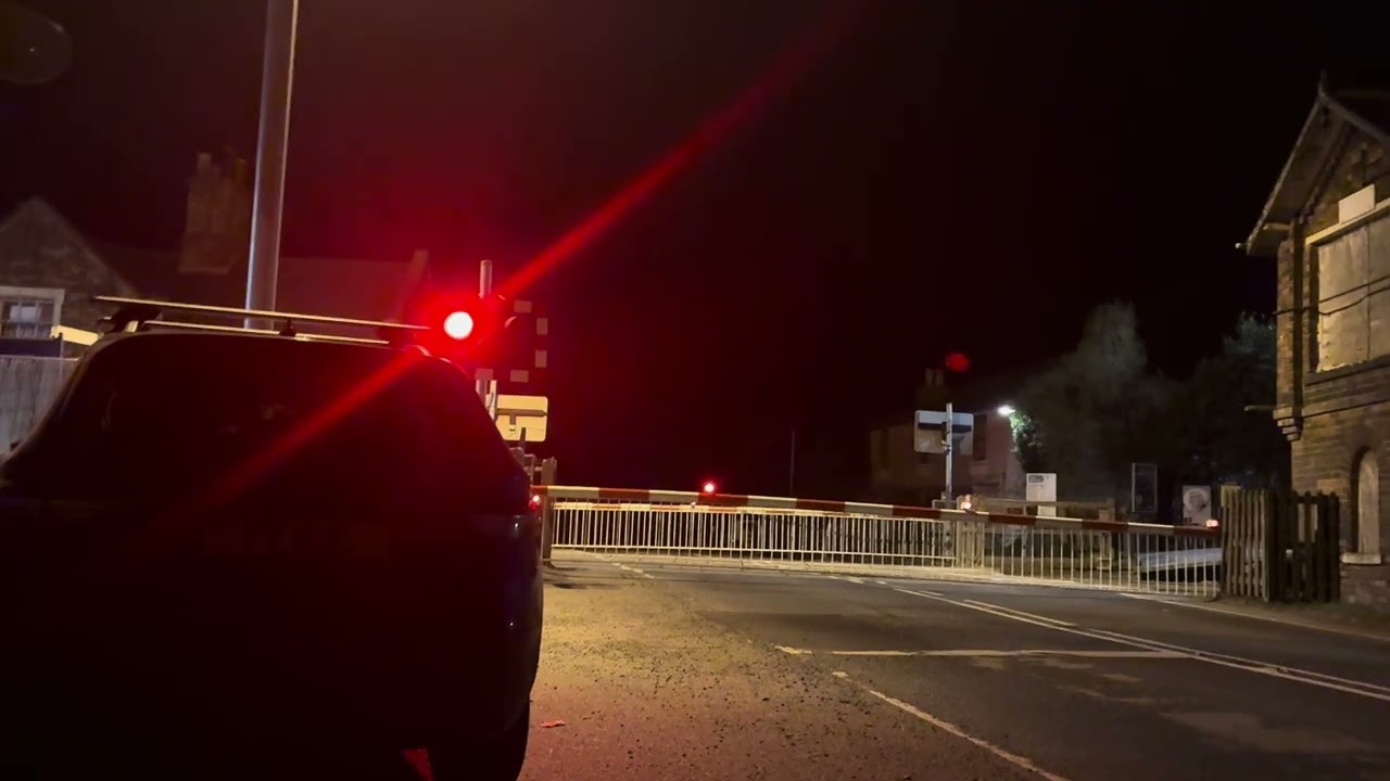 Howden Level Crossing (06/03/2026)