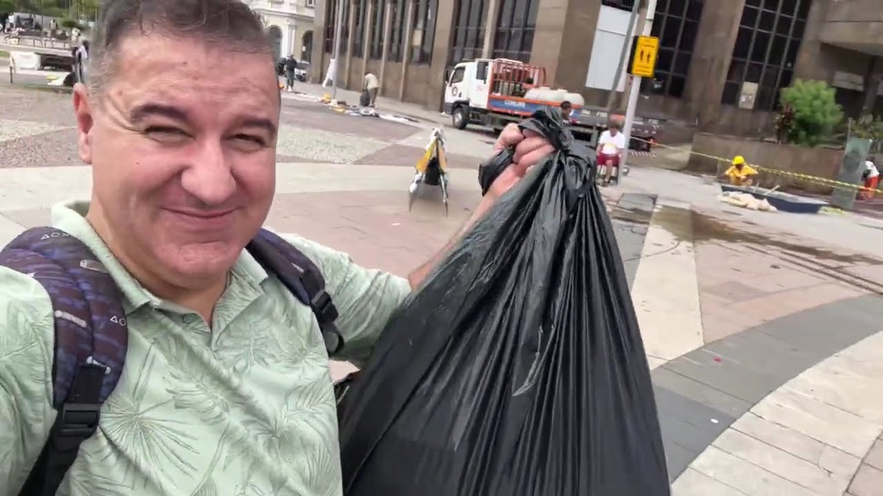 CAÇADA NA FEIRA PRAÇA XV Rio de janeiro