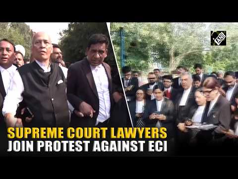 Supreme Court Lawyers Protest Police Action During Anti-ECI Demonstrations