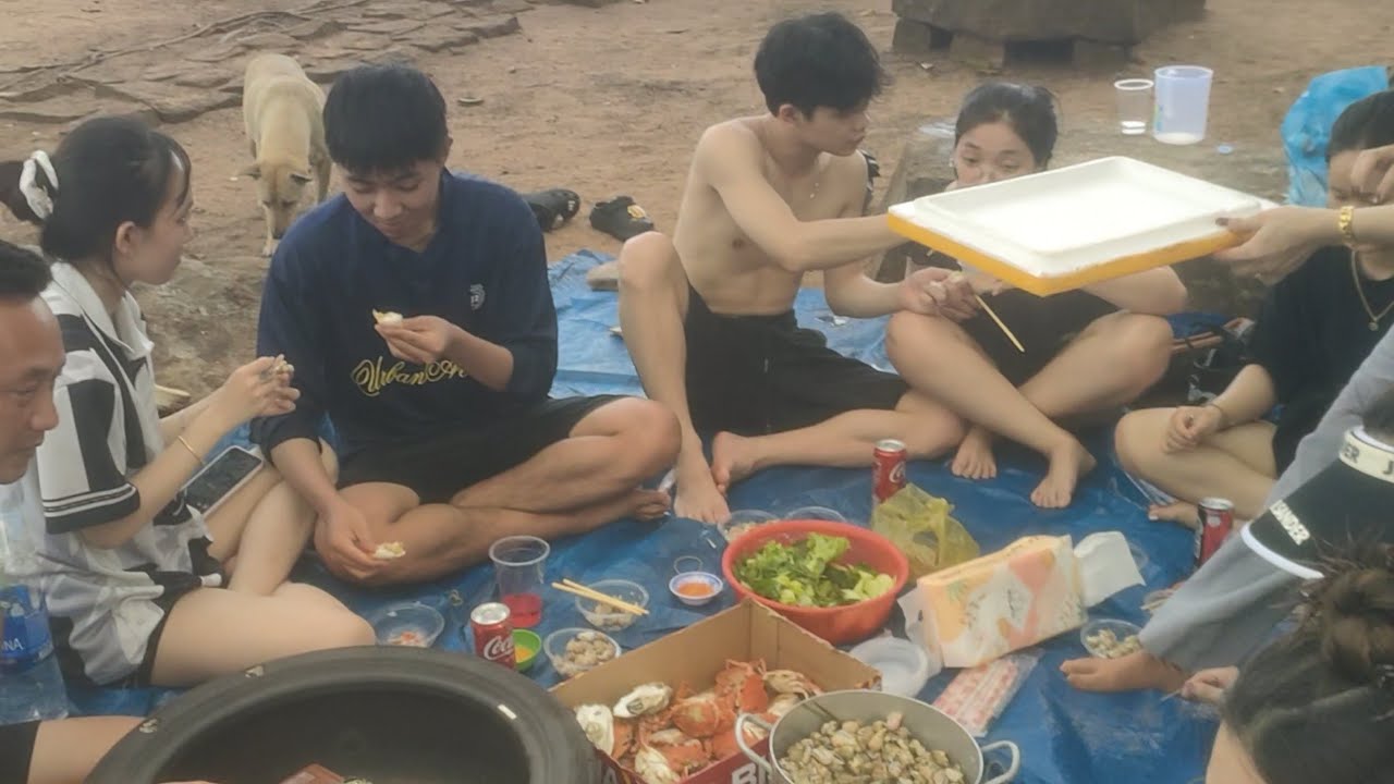 Đảo Phú Quốc quá nhiều hải sản lặng bắt một chút mà một đống ốc cẩm thạch ốc quá ngon