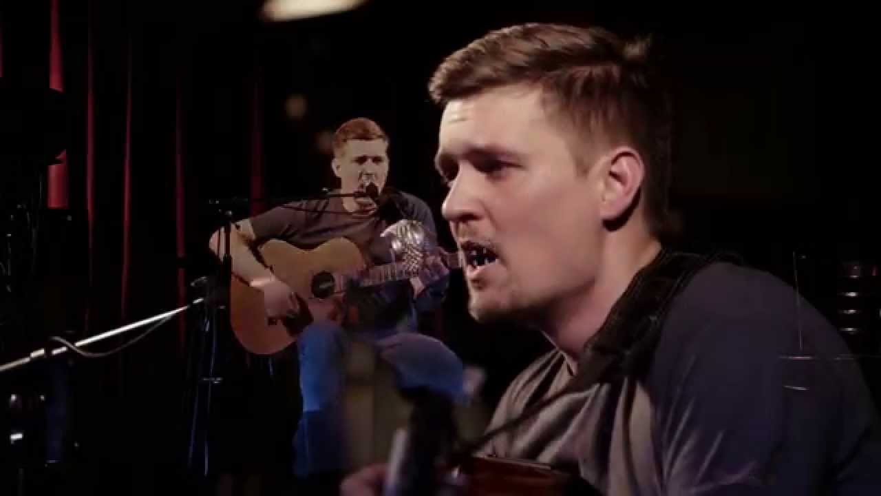 Philipp Taubert - Wolken (live im Grünen Salon in Berlin)