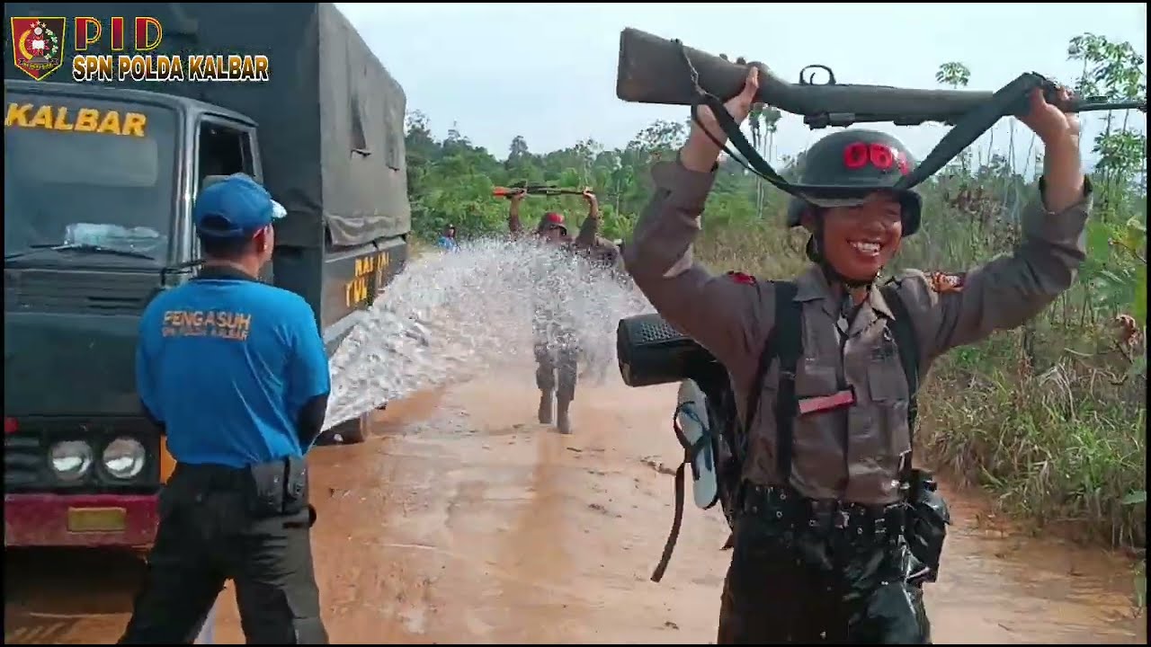 Ekspedisi darat Siswa Diktuk Angkatan 51 SPN Polda Kalbar