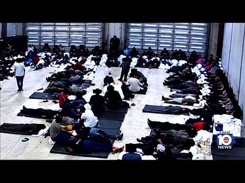 Wasserman Schultz tours Miramar ICE facility