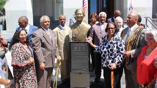 Nijel Binns unveils Mervyn M. Dymally at California State Capitol, August 12, 2019