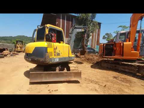 Báo giá VOLVO hàn đời 206 giá 250 LH 0777444445