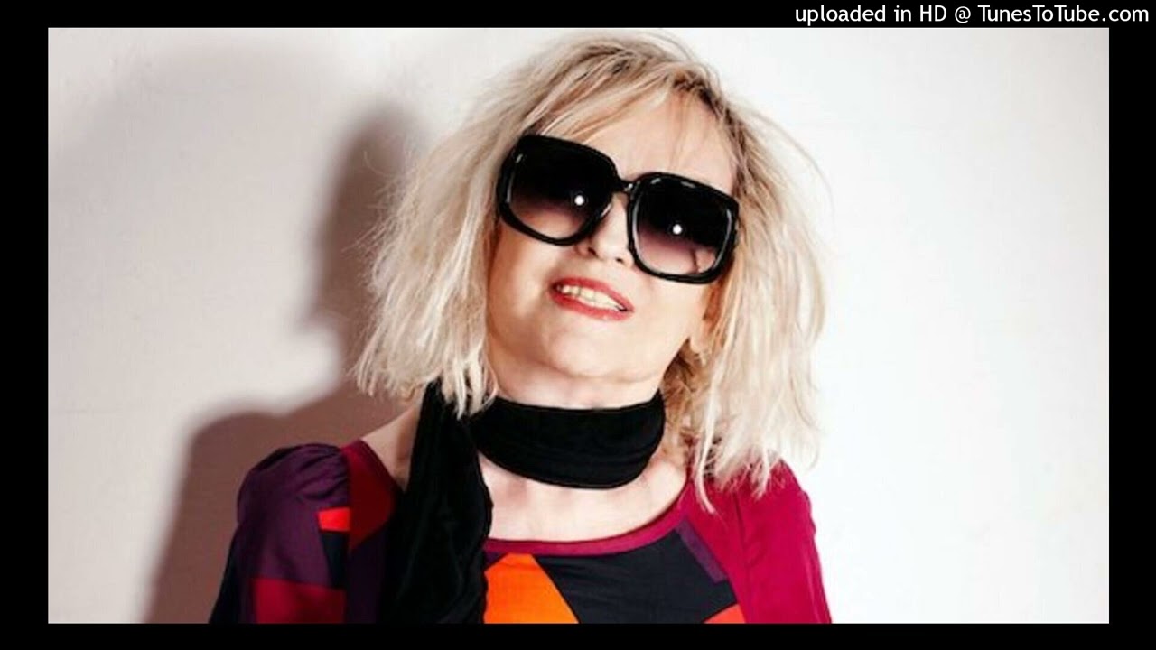 Annie Nightingale RIP - Final moments of her last ever radio show - 24th December 2023