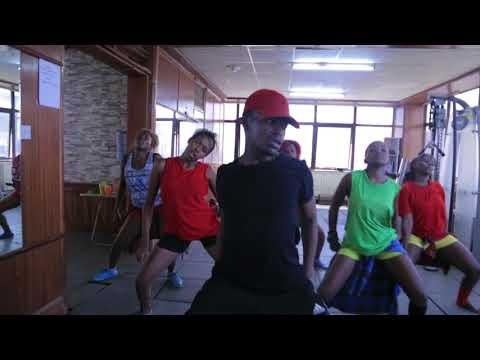 le-band-ft-suzziah-number-one-dance-cover-by-gq-dancers-and-art-in-motion