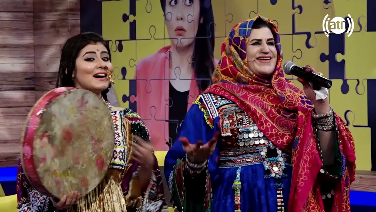 Najiba Faiz Singing and Qandi Kochai Atan/ زمزمه آهنگ از نجیبه فیض با دایره و اجرای اتن از قندی کوچی