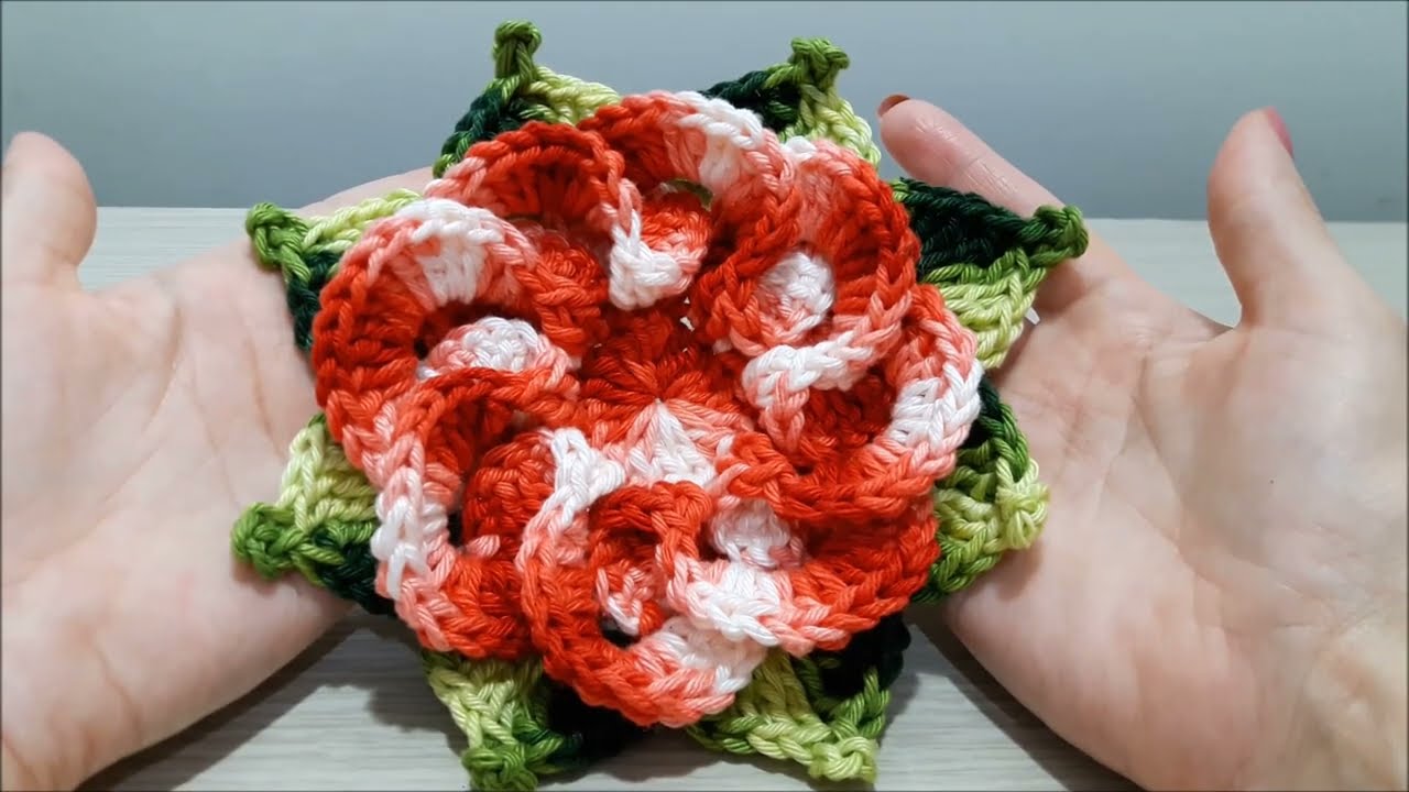 Flor em Crochê Segredo Fechada Modificada