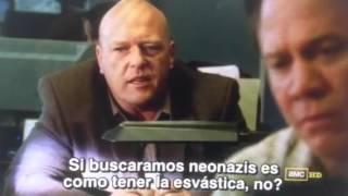 Hank Schrader y Jesús Malverde