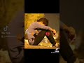 عيدو كل الخلايق الا انا كيف اعيد والحبايب غايبين عيدو كل الخلايق الا انا كيف اعيد والحبايب غايبين