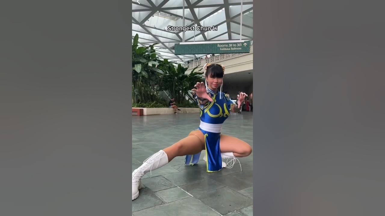 Chun Li cosplay (via tabi.lift) YouTube Chun Li cosplay (via tabi.lift) YouTube